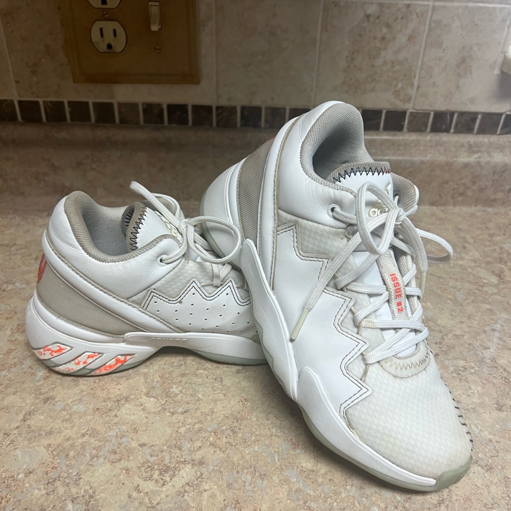 Adidas D.O.N Issues 2 Sneakers
